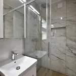 Apartma Casa Box Premium Free Garage