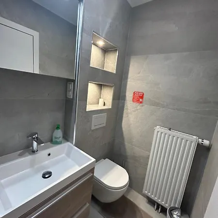 Διαμέρισμα Casa Box Premium Free Garage *