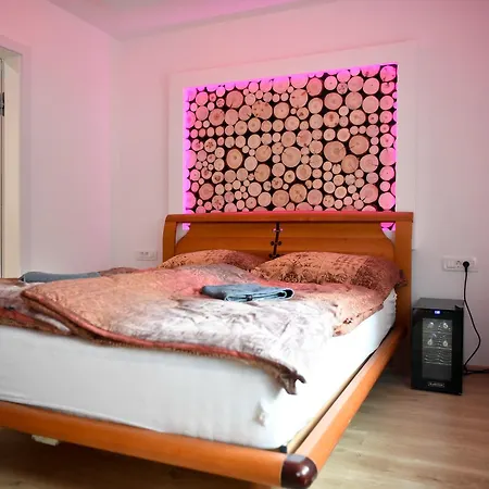 Casa Box Premium Free Garage Apartment Maribor