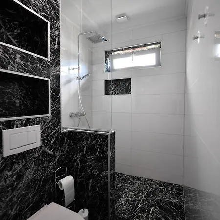 Daire Casa Box Premium Free Garage Maribor