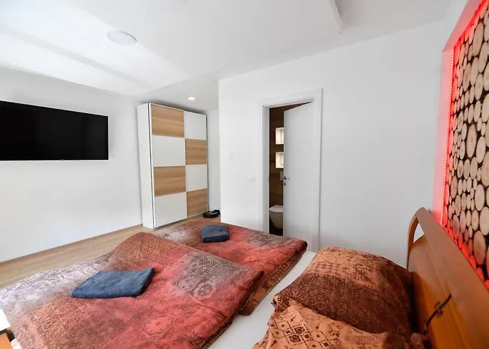 Casa Box Premium Free Garage * Maribor