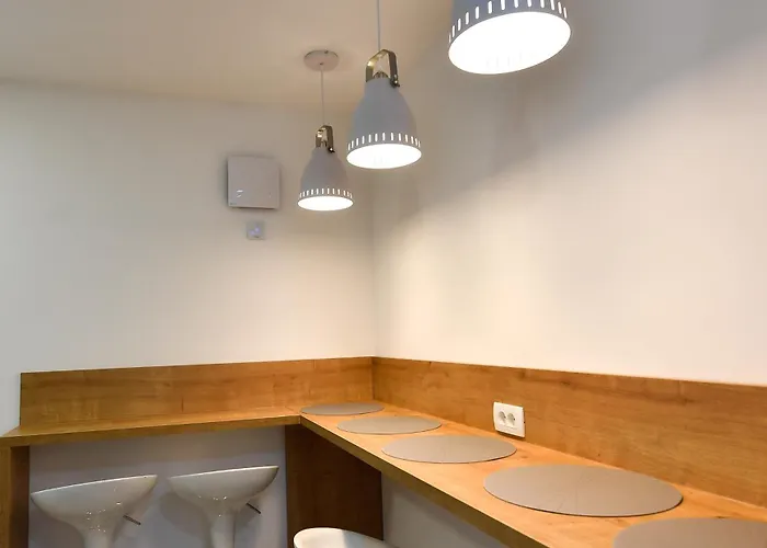 Casa Box Premium Free Garage Lejlighed