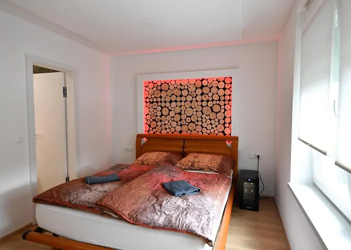 Casa Box Premium Free Garage Lejlighed *